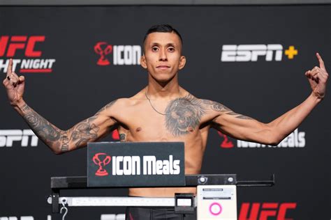 jeff molina naked|UFC fighter Jeff Molina publicly comes out as bi after being outed